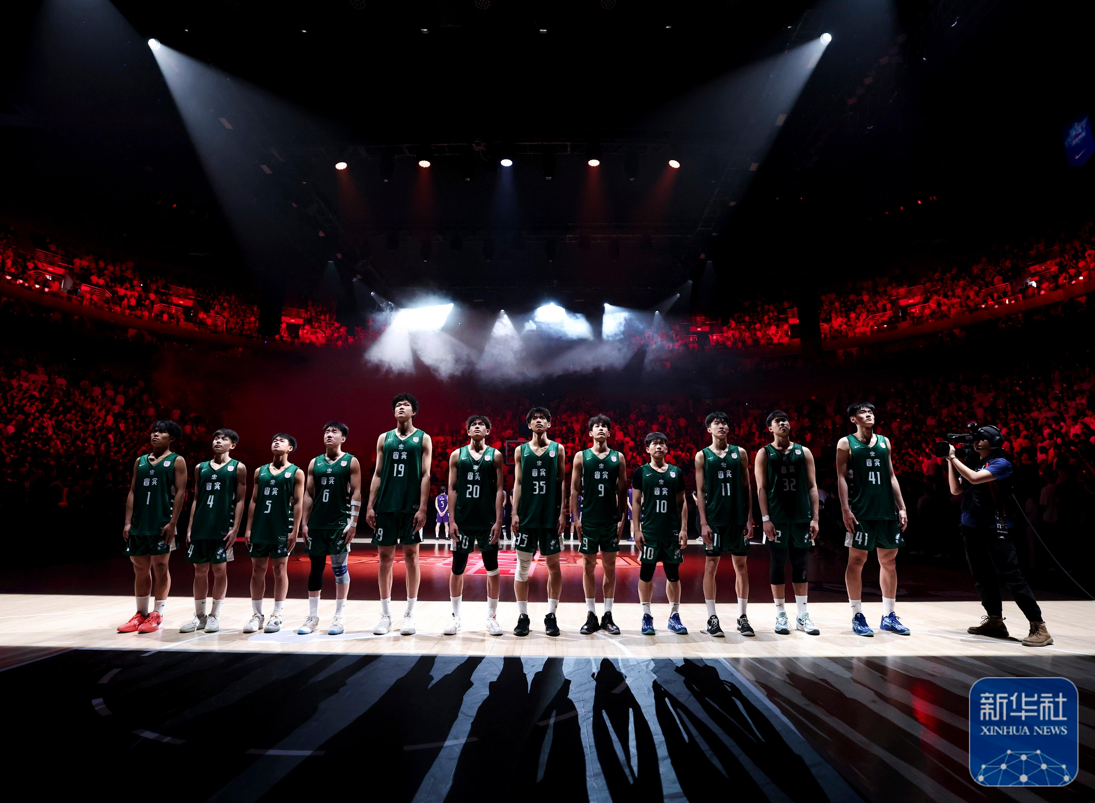 威廉希尔app-篮球男团体对战上演绝对力量对决