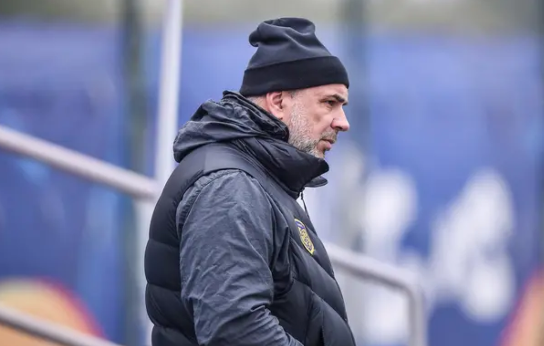 巴恩斯利联队客场逆转成功,球员备战下一场比赛 巴恩斯利联队客场逆转成功,球员备战下一场比赛