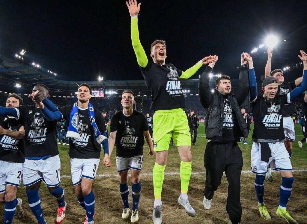 英国威廉希尔-德国力克对手,闯入欧预赛半决赛 英国威廉希尔-德国力克对手,闯入欧预赛半决赛