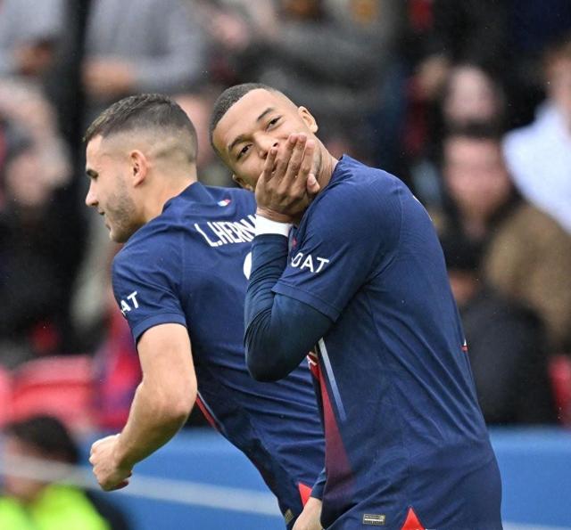 巴黎圣日尔曼豪取3分,姆巴佩发挥出色 巴黎圣日尔曼豪取3分,姆巴佩发挥出色