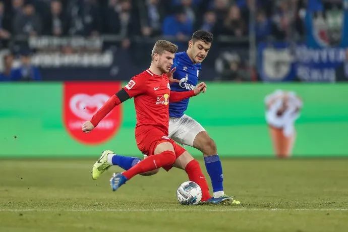 英国威廉希尔-沙尔克球员伤愈归队,实力大增 英国威廉希尔-沙尔克球员伤愈归队,实力大增