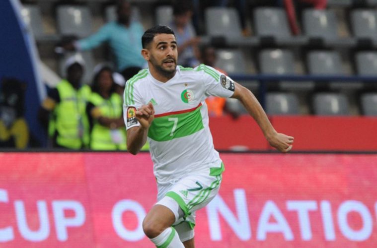 英国威廉希尔-阿尔及利亚队全员备战,冲击下一关胜利 英国威廉希尔-阿尔及利亚队全员备战,冲击下一关胜利