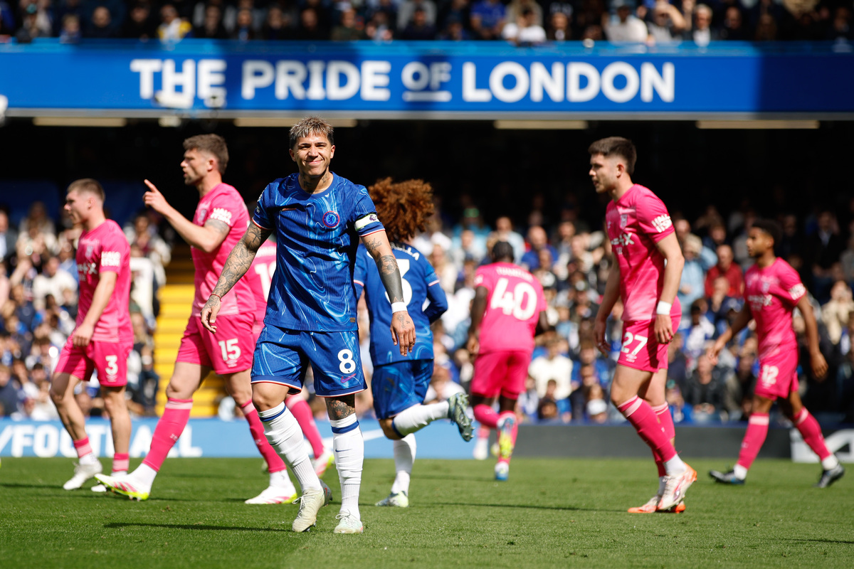 威廉希尔app-水晶宫客场胜利,英超保级压力减轻 威廉希尔app-水晶宫客场胜利,英超保级压力减轻