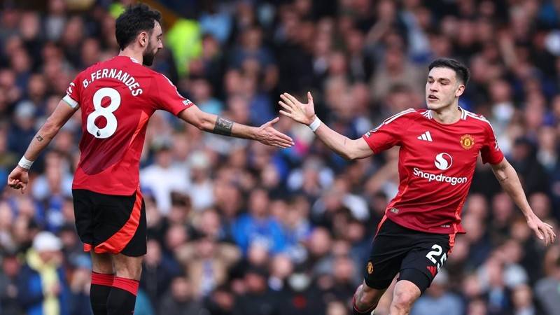 曼联客场不敌热刺,英超前景堪忧 曼联客场不敌热刺,英超前景堪忧