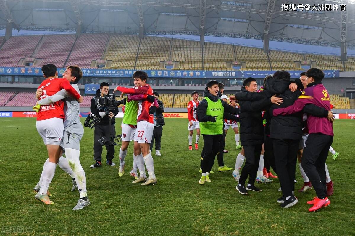 非洲劲旅跻身大洲杯四强,引发热议 非洲劲旅跻身大洲杯四强,引发热议