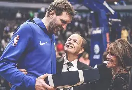 斯德克萨唐斯击败劲敌，全面提升排名