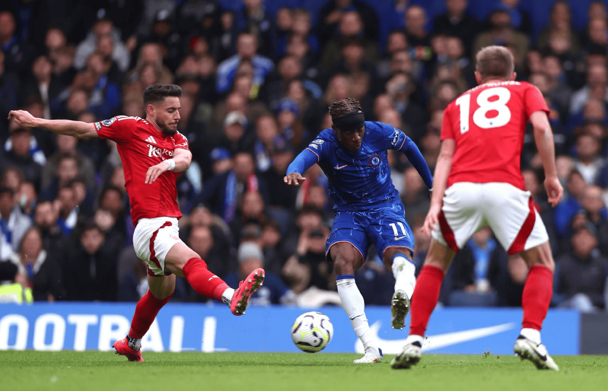 切尔西二比一击败利物浦夺英联杯冠军 切尔西二比一击败利物浦夺英联杯冠军