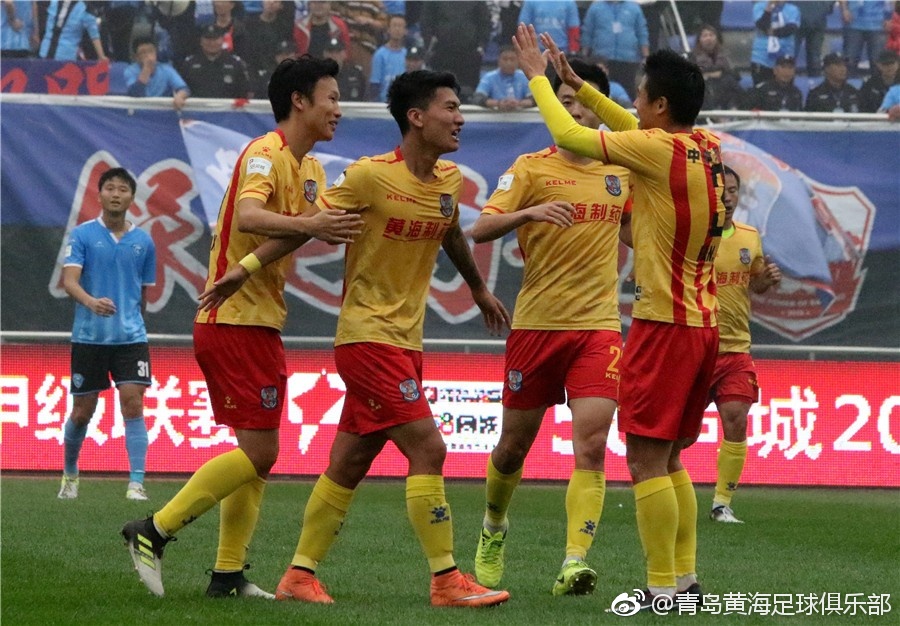 威廉希尔中文站-教练团队制定新战术,力图在接下来的比赛中取胜 威廉希尔中文站-教练团队制定新战术,力图在接下来的比赛中取胜