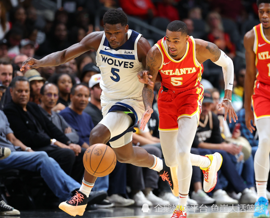 英国威廉希尔-埃及拳击选手力挽狂澜,夺冠笑到最后 英国威廉希尔-埃及拳击选手力挽狂澜,夺冠笑到最后