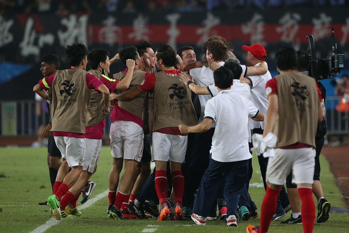 威廉希尔中文站-热那亚球迷举办激烈的支持活动