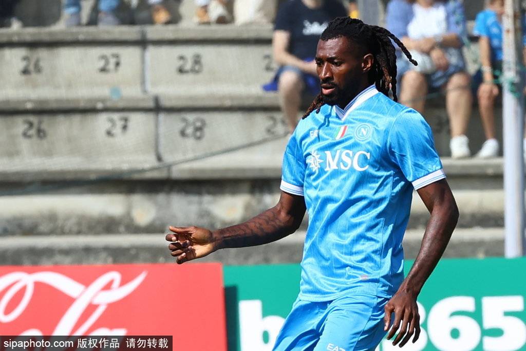 英国威廉希尔-沃特福德买断英超射手,球队蓄力冲刺;球迷欣喜 英国威廉希尔-沃特福德买断英超射手,球队蓄力冲刺;球迷欣喜