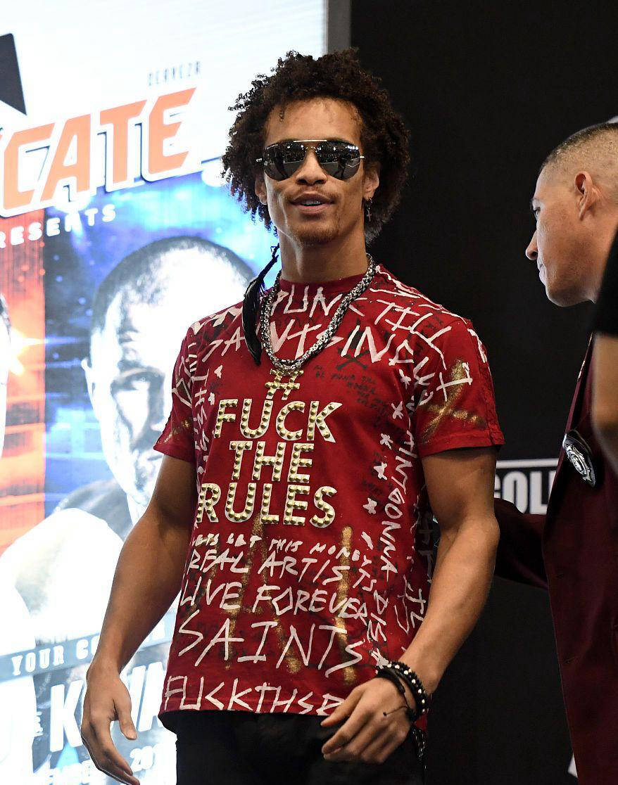 英国威廉希尔-伊拉克男子拳击选手称霸擂台,欧洲报道 英国威廉希尔-伊拉克男子拳击选手称霸擂台,欧洲报道