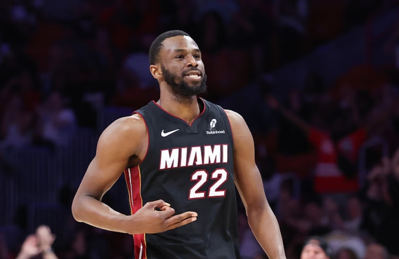 英国威廉希尔-热火球星发威,砍下三双数据 英国威廉希尔-热火球星发威,砍下三双数据