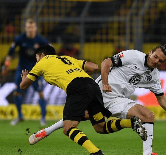 多特蒙德战胜拜仁,表现出色 多特蒙德战胜拜仁,表现出色