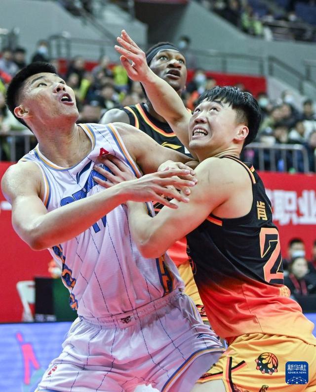 威廉希尔中文站-江苏男篮战胜北汽客场跻身前八 威廉希尔中文站-江苏男篮战胜北汽客场跻身前八